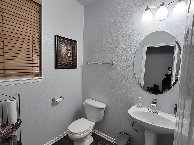 4441 S Johnson Ct — Photo 8