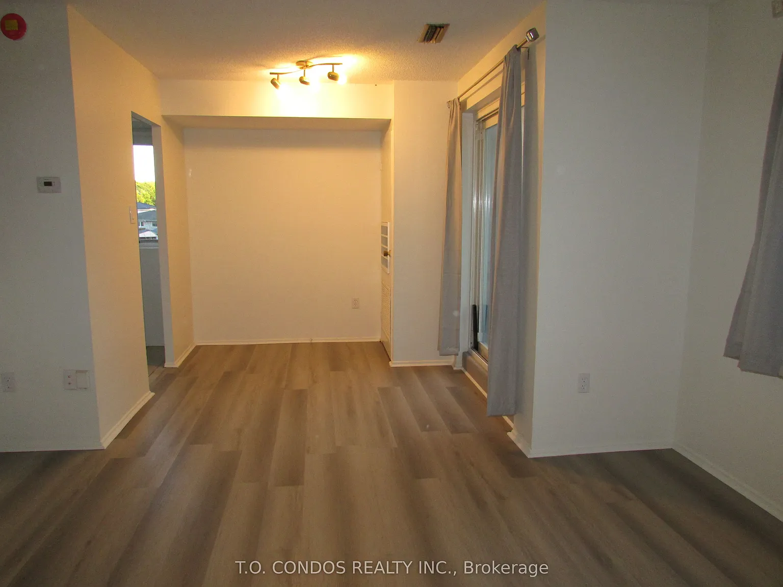 3 bed, $2,500 — Photo 3