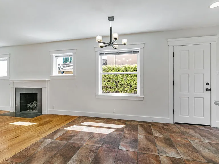 2276 Newhall St — Photo 18