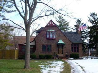 1020 W Warwick Rd, Muncie, IN 47304