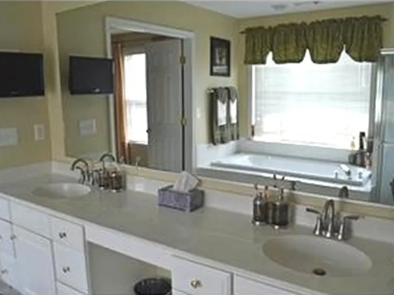 21 Hummingbird Ln — Photo 7