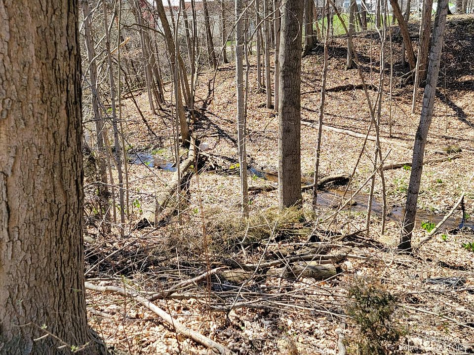 2nd image of 1114 Nature Trl