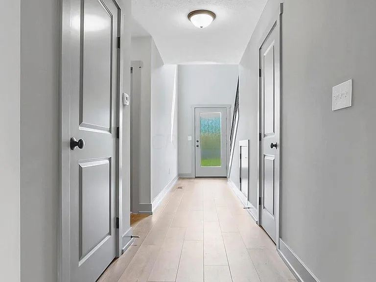 55 Beeson Ave — Photo 4