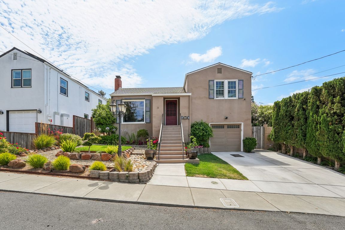 Raymond Ave-S2607-001.jpg