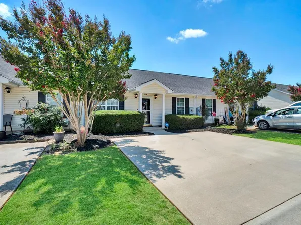 204 Shamrock Dr, Greenwood, SC 29649