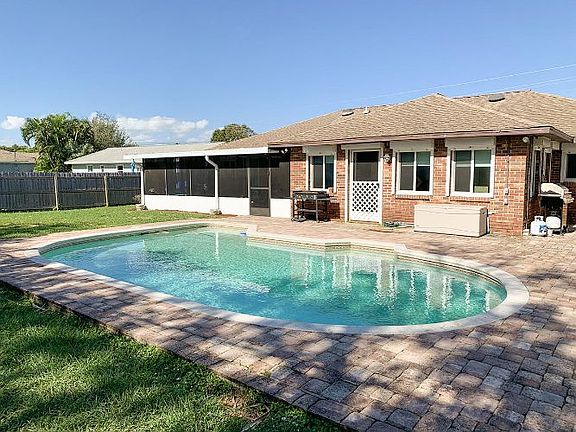 2nd image of 2462 SE Melaleuca Blvd