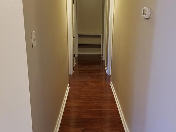 5th image of 8247 Raven Run Dr
