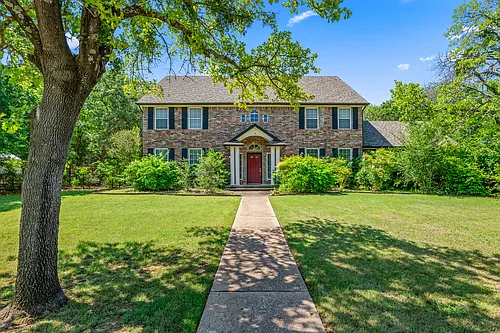 150 Creekside Dr Photo 1