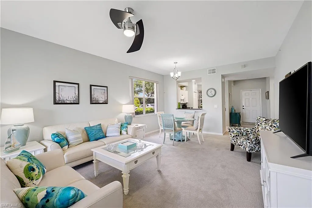 2 bed, 2.0 bath, 1215 sqft, $7,500 — Photo 3