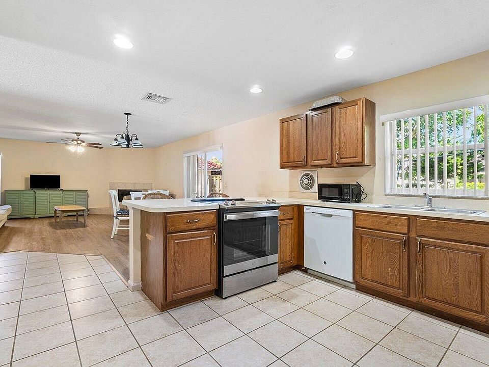 1st image of 1135 Staghorn Street