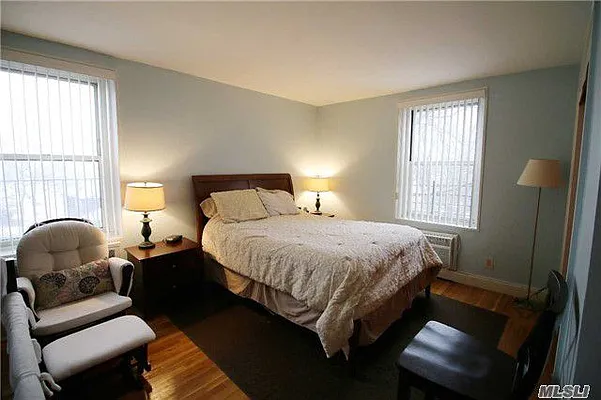 Sold by Daniel Gale Sotheby's International Realty | media 5