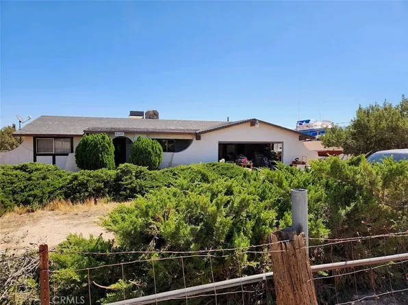 8425 Oakwood Ave, Hesperia, CA 92345