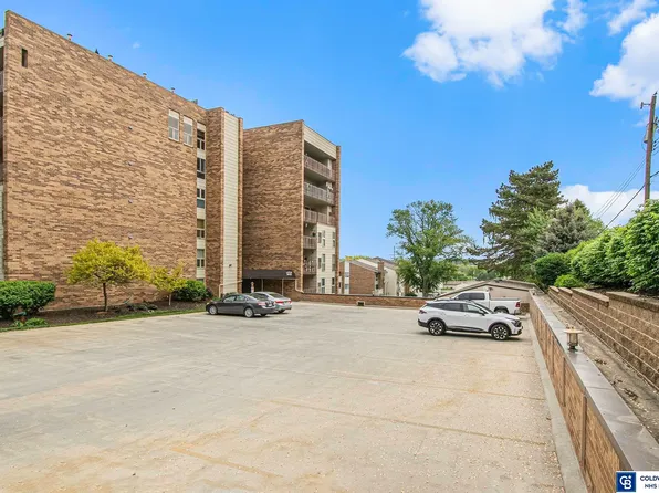 3003 Paddock Rd APT 102, Omaha, NE 68124