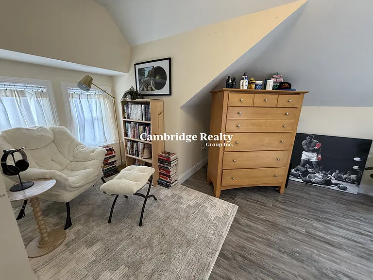 80 Ten Hills Rd #T — Photo 12