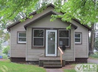 136 W Brooklyn Ave, Pontiac, MI 48340