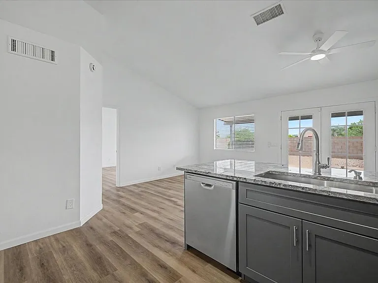 10055 E Desert Aire Dr — Photo 13