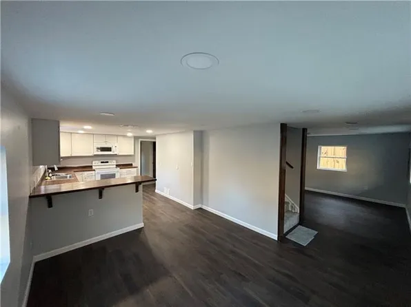 103 4th Ave Unit 1, Aliquippa, PA 15001