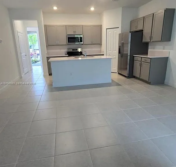 4329 Pond Lily Ln #4329 — Photo 1