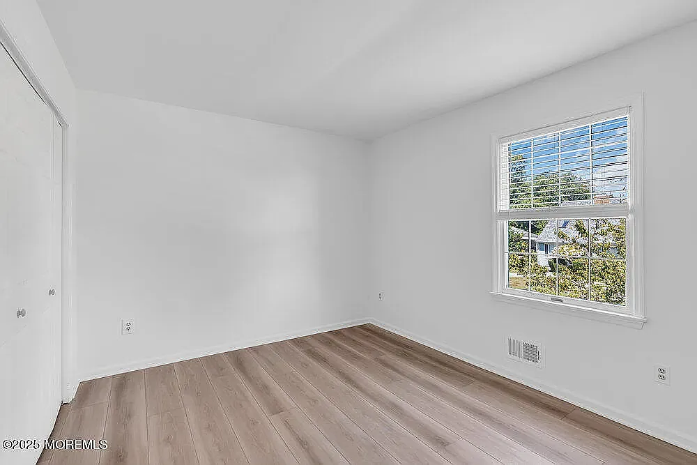 3 bed, 1728 sqft, $4,500 — Photo 3
