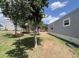 104 Agave Azul Cv, Dale, TX 78616