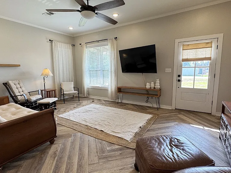 993 Highway 17 — Photo 10