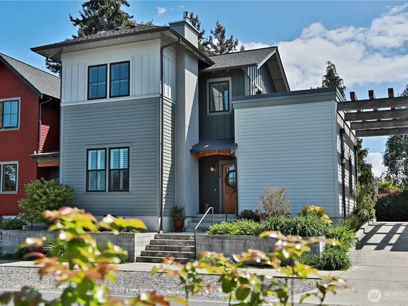 512 Cascade Avenue #B, Langley, WA 98260