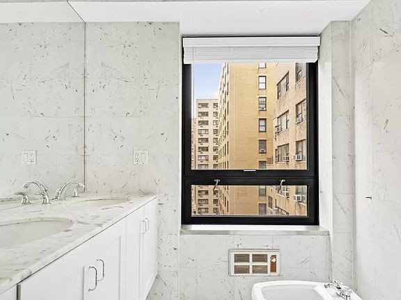 5th image of 415 E 54th St APT 9E