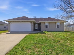 2738 E Moonlight Street, Republic, MO 65738