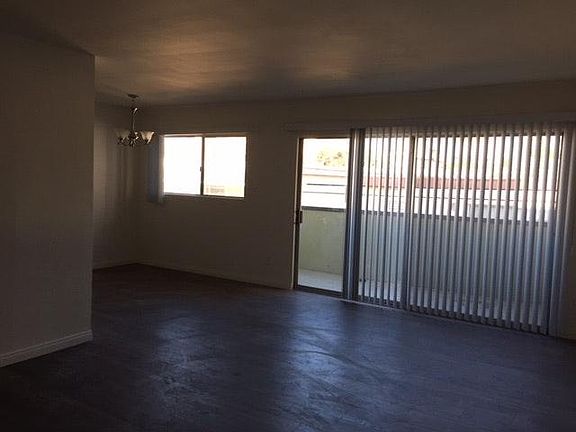 4th image of 1724 Barry Ave APT 8