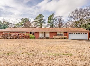 107 S Yates Rd, Memphis, TN 38120