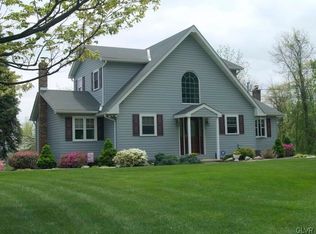 4365 Chestnut Dr, Walnutport, PA 18088