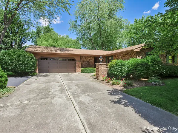 10788 W Talmadge Ave, Beach Park, IL 60099