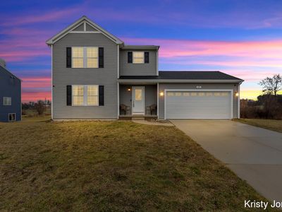426 Oak View Dr, Middleville, MI, 49333