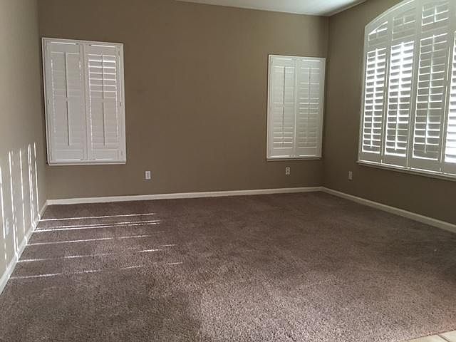 1st image of 21 Meridian Ct