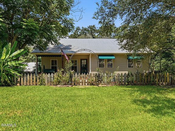 2nd image of 86 Hidden Hills Rd