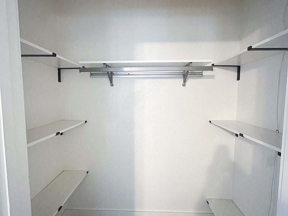 1st image of 212 E Lullwood Ave #1