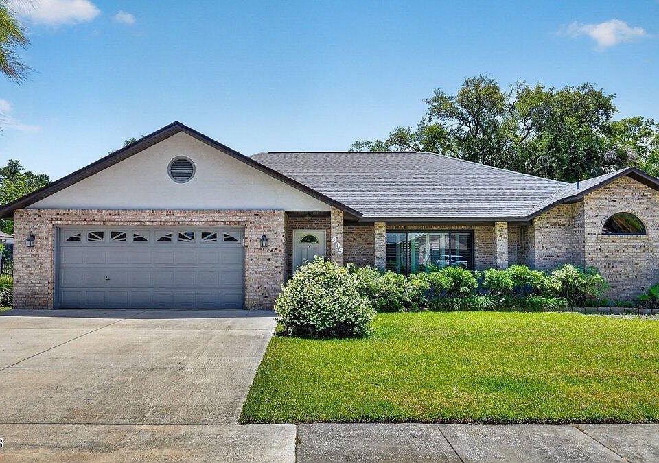 1st image of 905 Oetter Dr