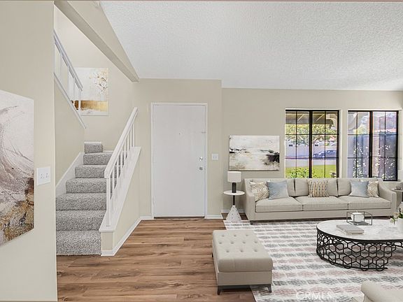 5th image of 29524 Cambridge Ave