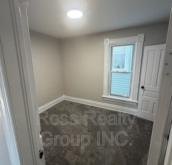 148 Gibbons St — Photo 11