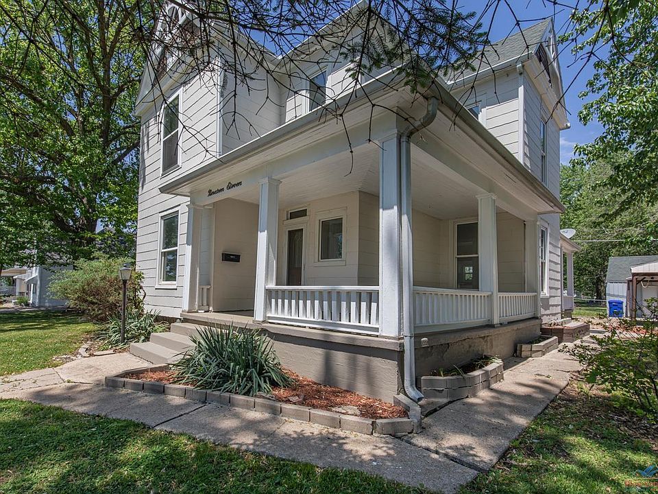 1911 E Broadway Blvd, Sedalia, MO 65301 Zillow