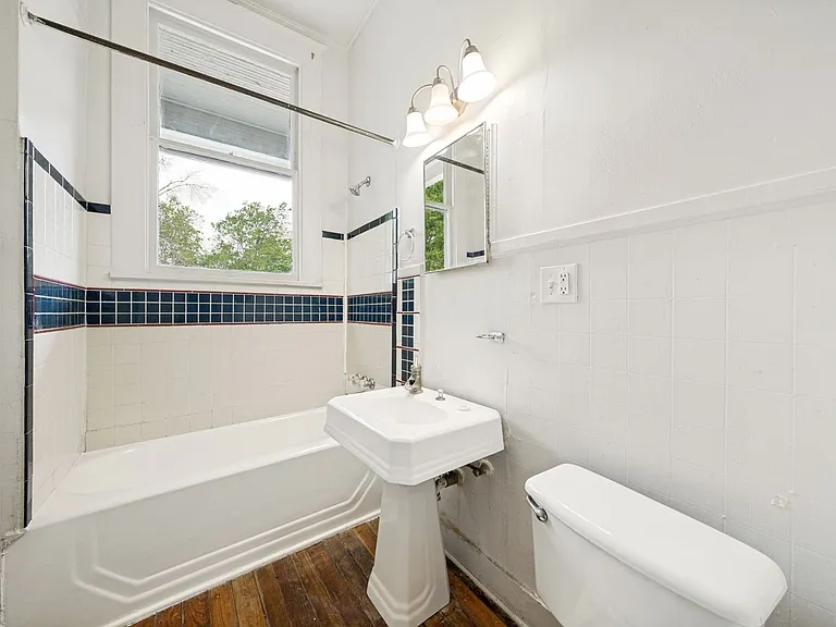 514 E Park Ave — Photo 21