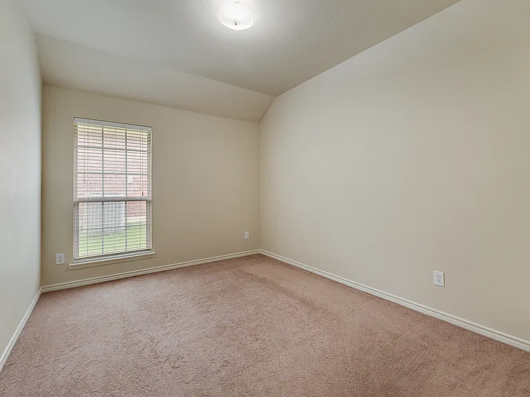 8404 Blacktail Trl — Photo 17