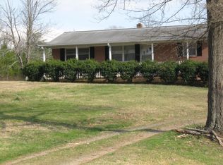 120 Ready Creek Dr, Madison, NC 27025