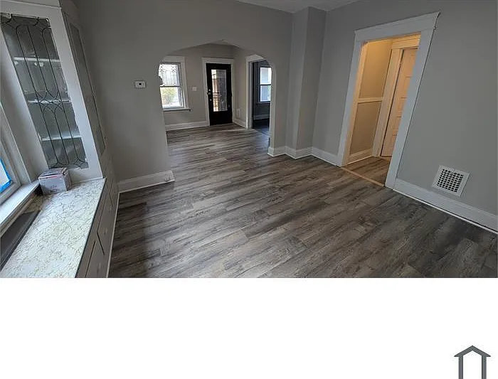 2787 E 127th Cleveland, OH 44120 - 1 — Photo 3