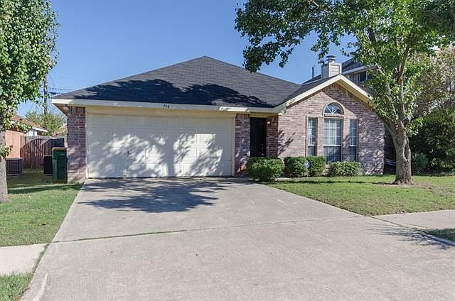 1st image of 734 Nelson Dr