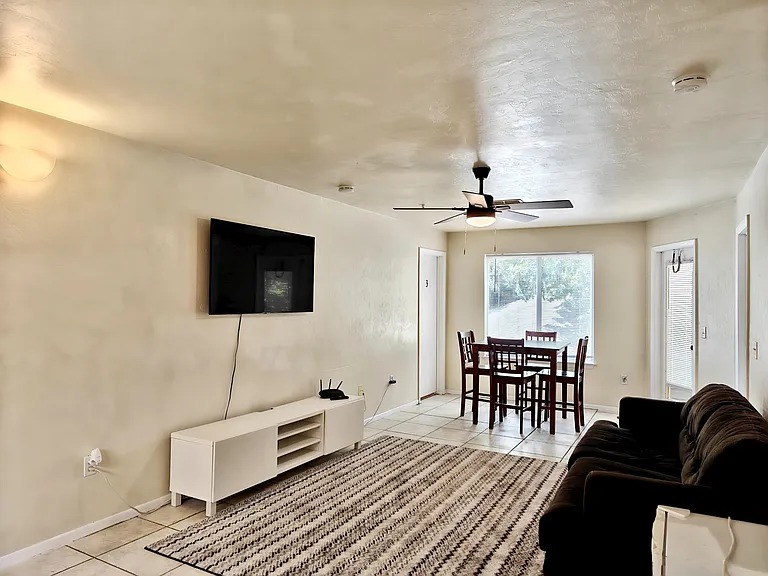 4000 SW 23rd St #A — Photo 4