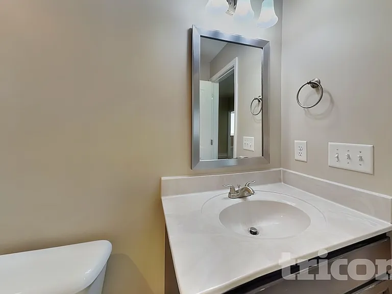 1063 Spicer Dr — Photo 18
