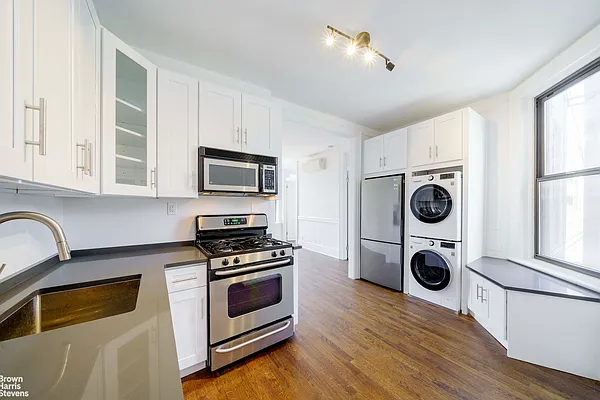 Rented by Brown Harris Stevens | media 17