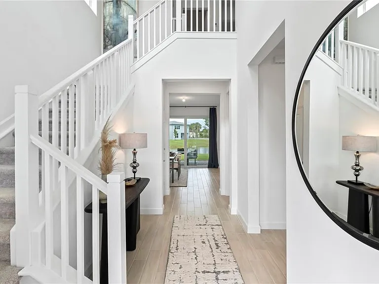 22812 Caciano Rd — Photo 3