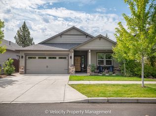 20237 Sundowner Ln, Bend, OR 97703